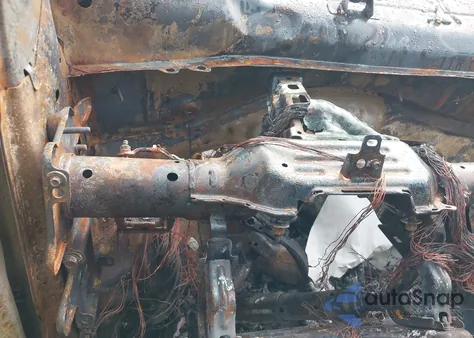 2021 Chevrolet Equinox Fwd Ls z USA, uszkodzony, nr VIN 2GNAXHEV0M6131808